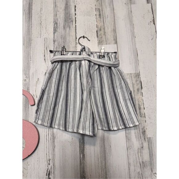 Stripped shorts size XS - Picture 5 of 8